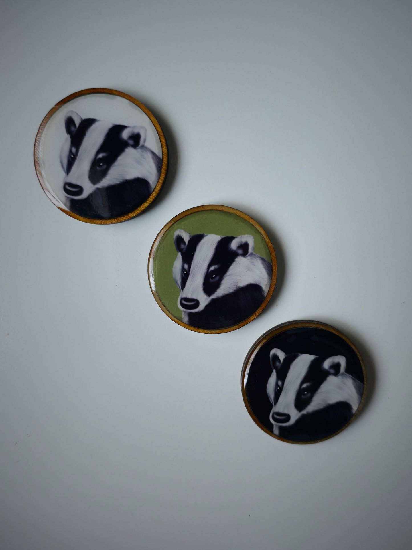 Mäyrä-magneetti (koivu&epoksi)