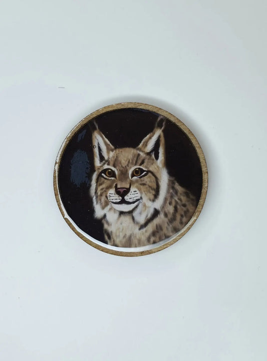 Musta Ilves-magneetti koivua ja epoksia