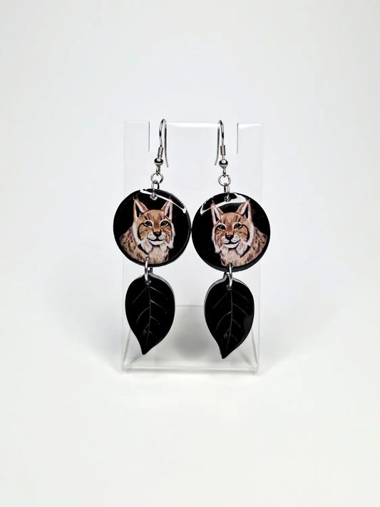 Mustat Ilves-epoksikorvakorut