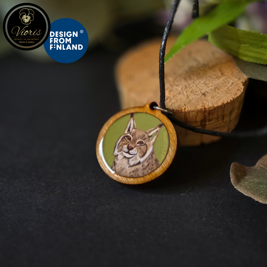 Kaulakoru Ilves – kotimainen kaulakoru suomalaisesta koivuvanerista