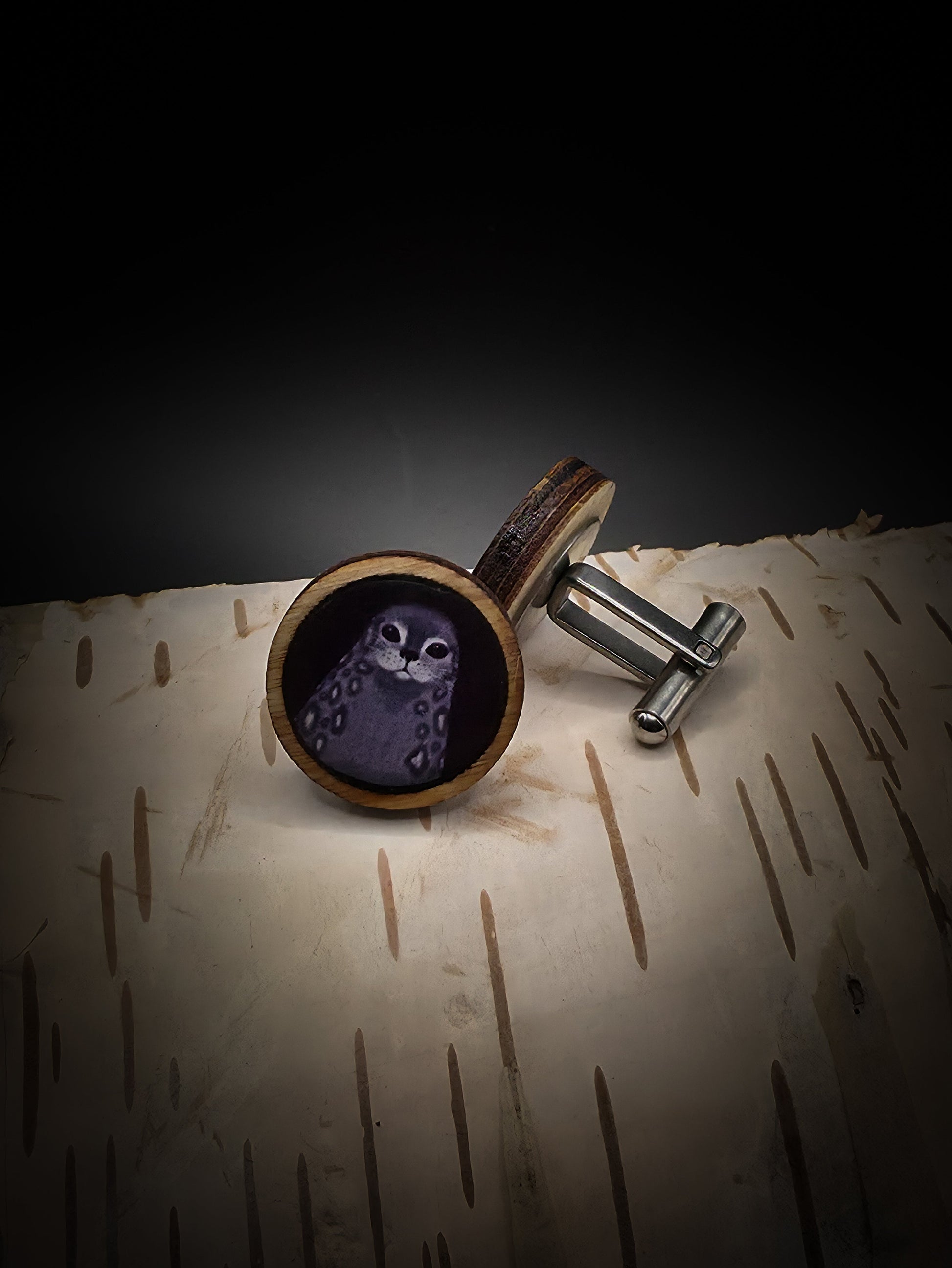 Kalvosinnapit (puu&epoksi) Vioris - käsintehdyt korut ja tuotteet