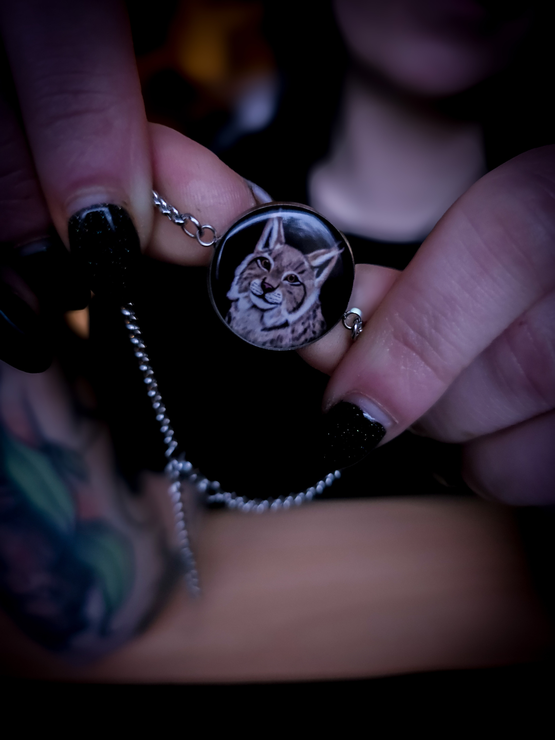 Ilves-rannekoru (epoksi) Vioris - käsintehdyt korut ja tuotteet